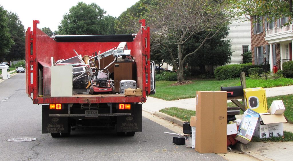 The Benefits of Eco-Friendly Junk Removal for Your Home and the Planet